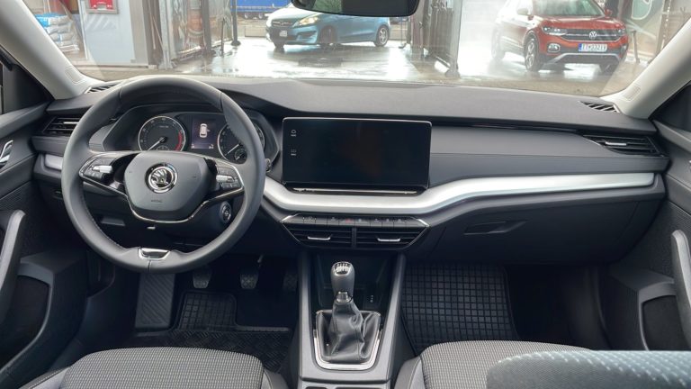 skoda-octavia-combi-pozicovna-3