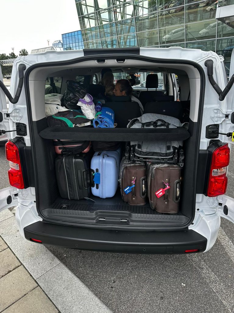 Toyota proace verso pozicovna 4